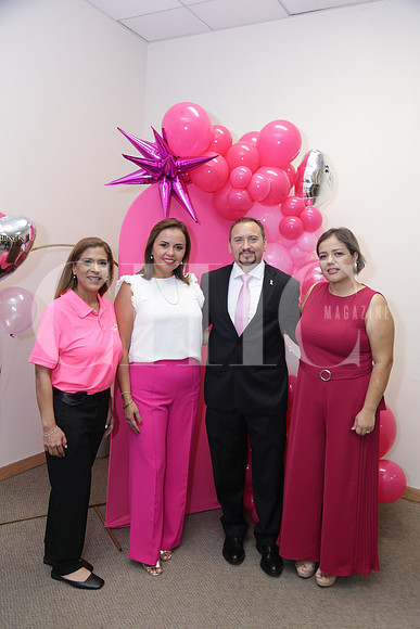 Elvira de Hoyos, Gaby Dávila, Homero Lozano y Nancy Davila0