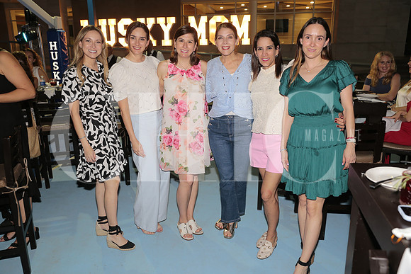 Mariel Medrano, Catalina Barrera, Cecy Guzman, Daniela Manautou, Caty Martinez y Lorena Hernandez 2