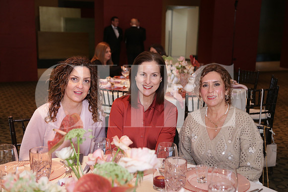 Totoy Villanueva, Cristy de Armas y Edith Garza 0