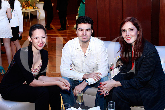 Mariel Vidal, Fabrizio Flores y Elsa Garza