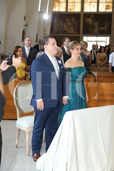 Héctor Fernández y Rosalia Alonso de Fernández ( Papás Novia)0