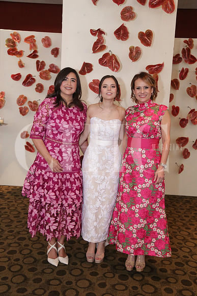 Myrna de Aguirre, Ana Karen Wiliams y Eva Hernández de Wiliams 2