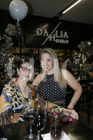 Leticia Sánchez y Maribel Chapa (3)