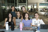 (arriba)Andrea Muñoz, Michelle Martínez, (abajo de izq a der) María Fernanda Velasco, Natalia Guardado, Fernanda Rebollar y Martha Fernanda González