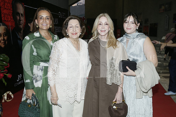Sagrario Hinojosa Canales, Magdalena Garza,, Bárbara Herrera y Vera Medrano (2)