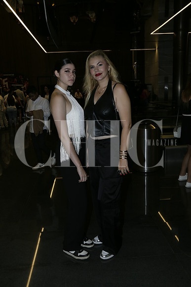 Karina Gámez y María Valdez (2)