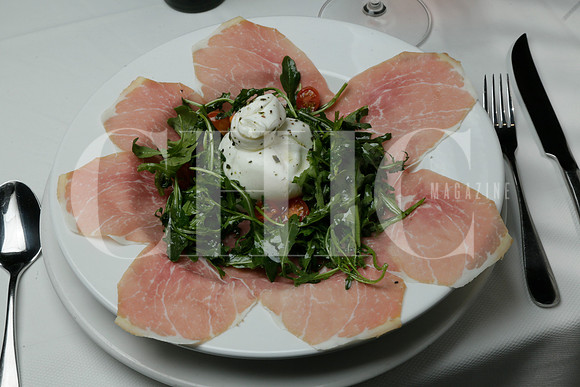 Prosciutto con burrata (4)