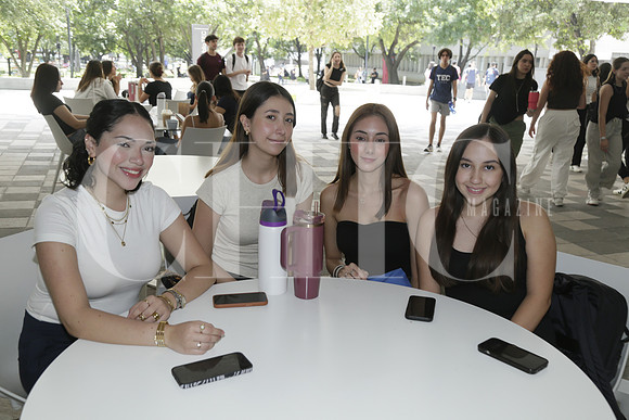 Allison Meléndez, Ivanna Velázquez, Isabela Posadas y Ana Ramos (2)
