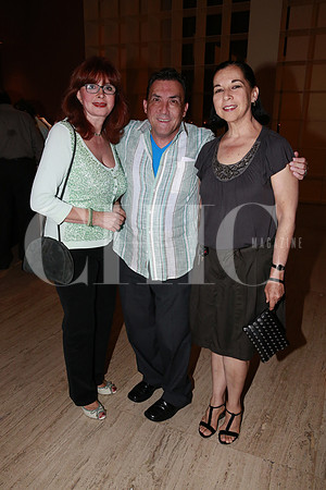 Clarisa Collenzi, Armando González y Cristina Flores