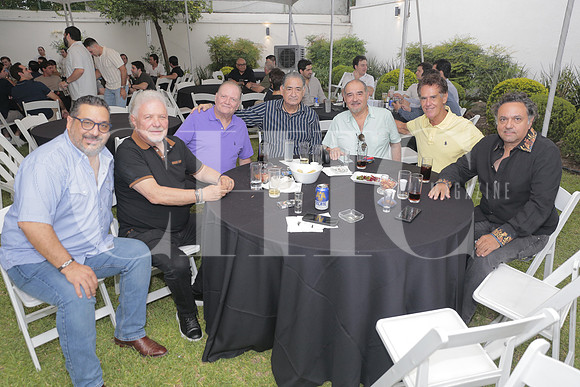 Eduardo Flores, Abraham Back, Sharon Back, Daniel Hinojosa, Jesus Ayala, Jorge Morales y Samuel Campillo 3