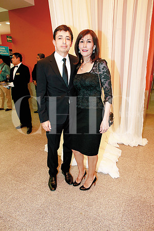 Felipe Canales y Nora de Canales