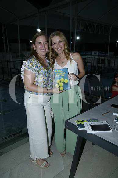 Lucia Cantú de Elizondo y Ana Sofia Martínez Pro (2)
