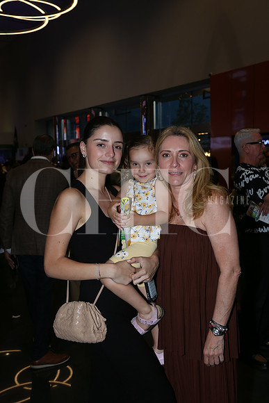 Renata Mendiolea, Cordelia Menchaca e Isabel Peña 1