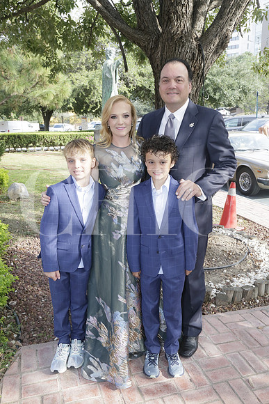 Roberta Treviño, Manuel Treviño, Gastón Treviño y Manuel Treviño
