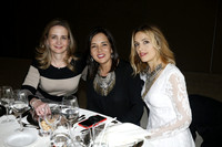 Teresa Díaz de Canales, Rosario Canales de Benavides y Verónica Matthai de Canales
