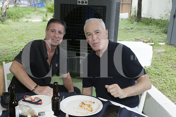 Pepe González Maiz y Víctor Almaguer