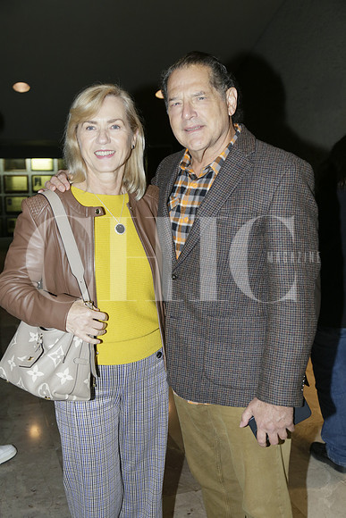 Temenuzhka Ostereva y Carlos Peña