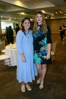 Teresa Garza y Catalina Salazar de Maldonado