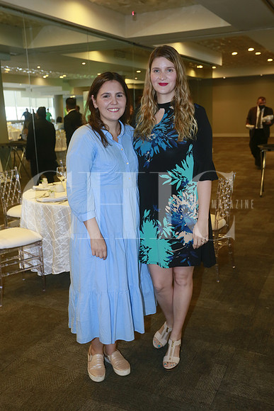 Teresa Garza y Catalina Salazar de Maldonado