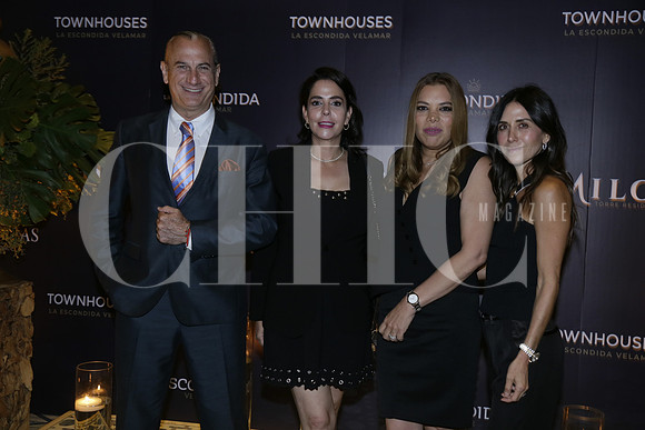 Patricio Cabezut, Andrea Vela, Georgina Escobar y Laura Nigth de Manautou (2)