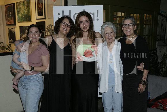 Mariel Zertuche, Camila Romo,, Camila Elizondo, Melissa Santos, Georgia De la Garza y Patricia Zertuche
