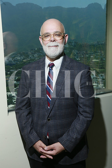 Enrique Saldivar (5)