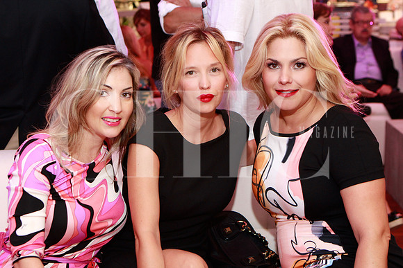 Diana Pérez, Cordelia Guzmán y Liliana Sada de Ibarra