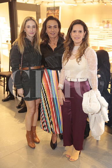 Vangy Gonzalez, Mercedes Acevedo y Claudia Barrera 2