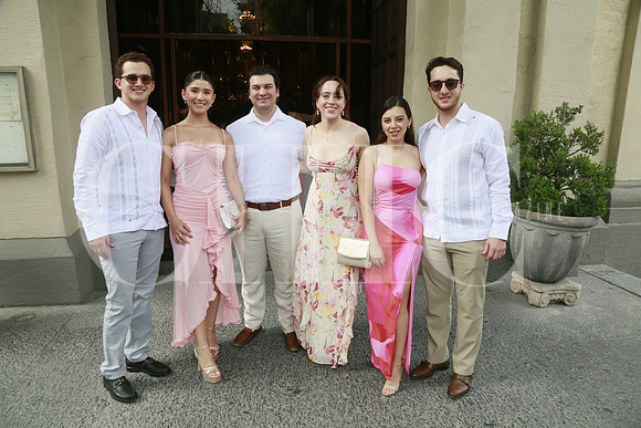 Andrés Tijerina, Karla Valdés, Ricardo Dávila, Ofelia Tijerina,Carla Flores y Lucas Tijerina