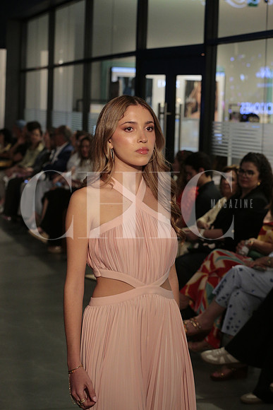 Pasarela 42