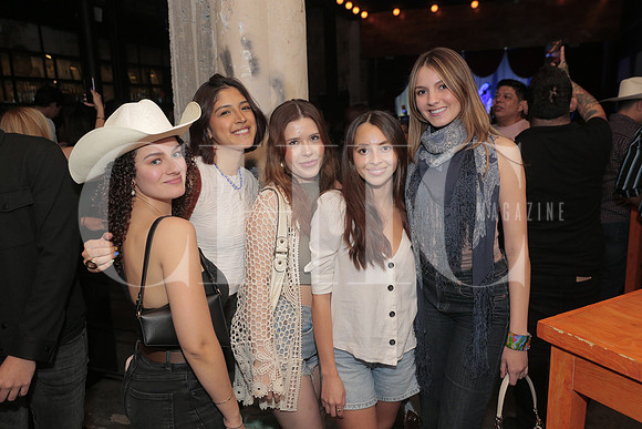 Sofia Sotelo, Karla Aguilar, Shania Gonzalez, Miriam Chapa y Natalia Marquez 3
