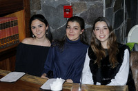 Viviana Garza, Gabriela Garza y Roberta Gonzalez 1