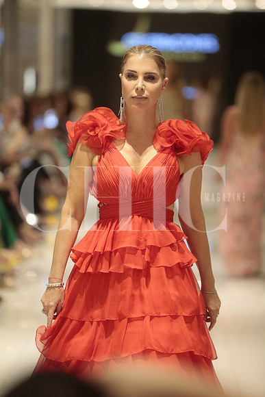 Desfile ya puedo escucharte 275