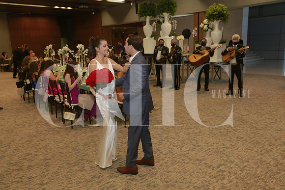 Mario Quintanilla y Camila Garza Saenz (54)