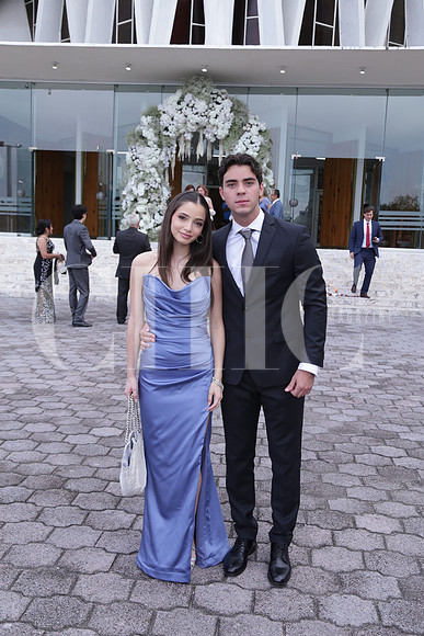 Roberta Irizar y Maximiliano Larios 0