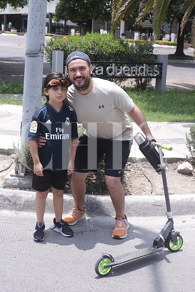 Adrián Yañez y Emilio Yañaez
