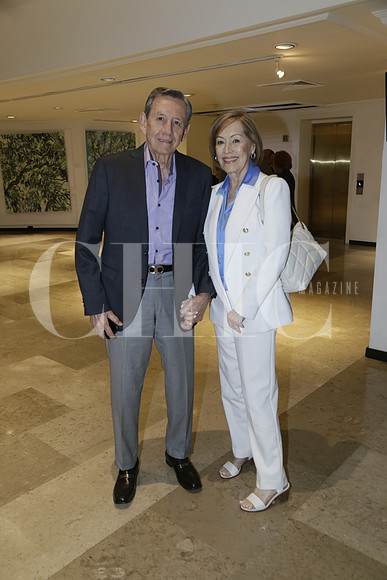 Alfonso Benitez y Beatriz Doria de Benitez (2)