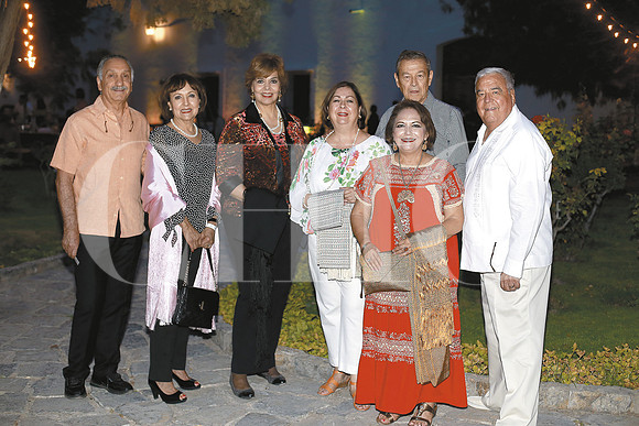 Jorge Garza, Alma de Garza, Berta Madero, Ángeles Madero, Jesús García, María Teresa Salcido y Rogelio Gaytán