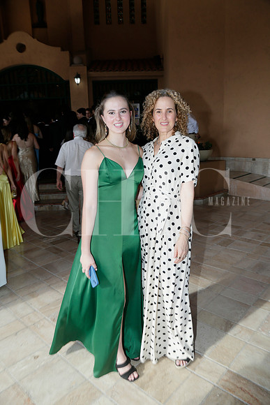 Ximena Lobeira y Paloma Tijerina