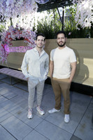 Adrian González y Aurelio González (3)