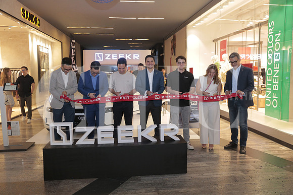 Fabio Sistos, Juan Carlos Sanchez, Juan Carlos Zavala, Alfredo Villanueva, Rene Becerra, Patricia Treviño y Miguel Monsivais 12