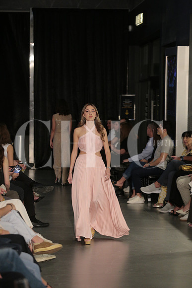Pasarela 34