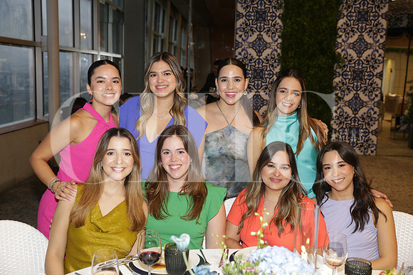 Andrea Charles, Paola Garza, Valeria Noriega, Florenza Luna, Alejandra Saldaña, Natalia Elizondo, Valeria Martinez y Paola Rodriguez 2