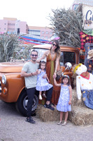 Carlos Berard, Erika Arcaute de Berard, Anika Berard y Charlotte Berard 4