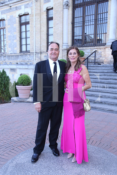 Tony Drexel y Rebeca Clouthier 0