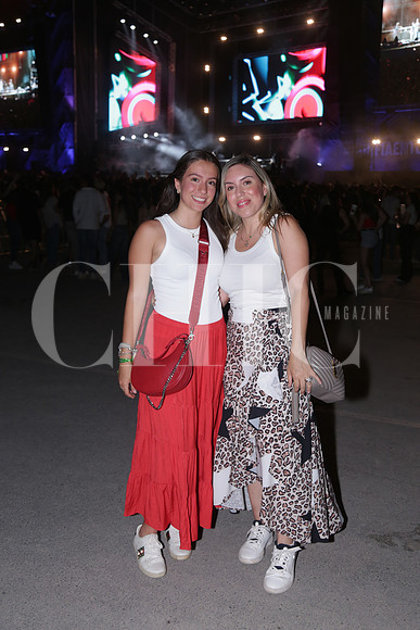 Isabela Carmona y Paty García de Carmona 1