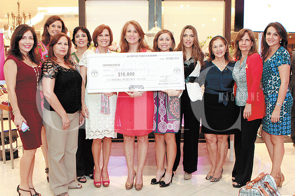 Grupo de la Asociación Cruz Rosa
