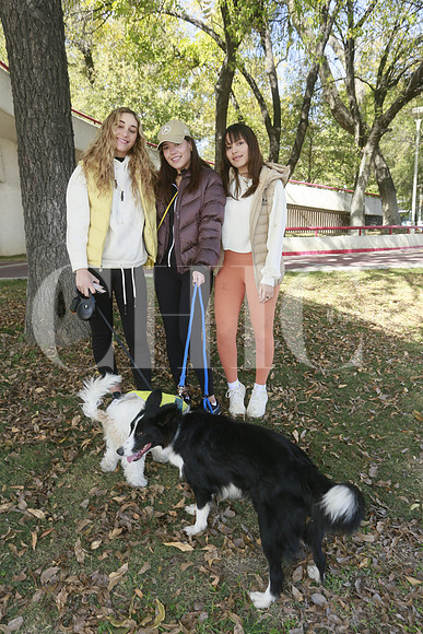 Andrea Saldaña, Andrea Ramírez y Paulina Ramírez