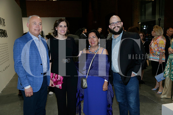 Víctor Treviño , Lorena Guillé, Betsabé Romero y Gabriel González