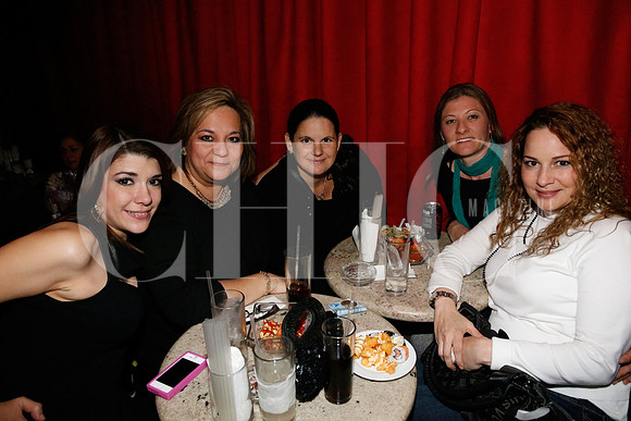 Isabel Vazquez, Gabriela Martínez,  Natalia Berdirame, Mariana Sain y Diana Villarreal